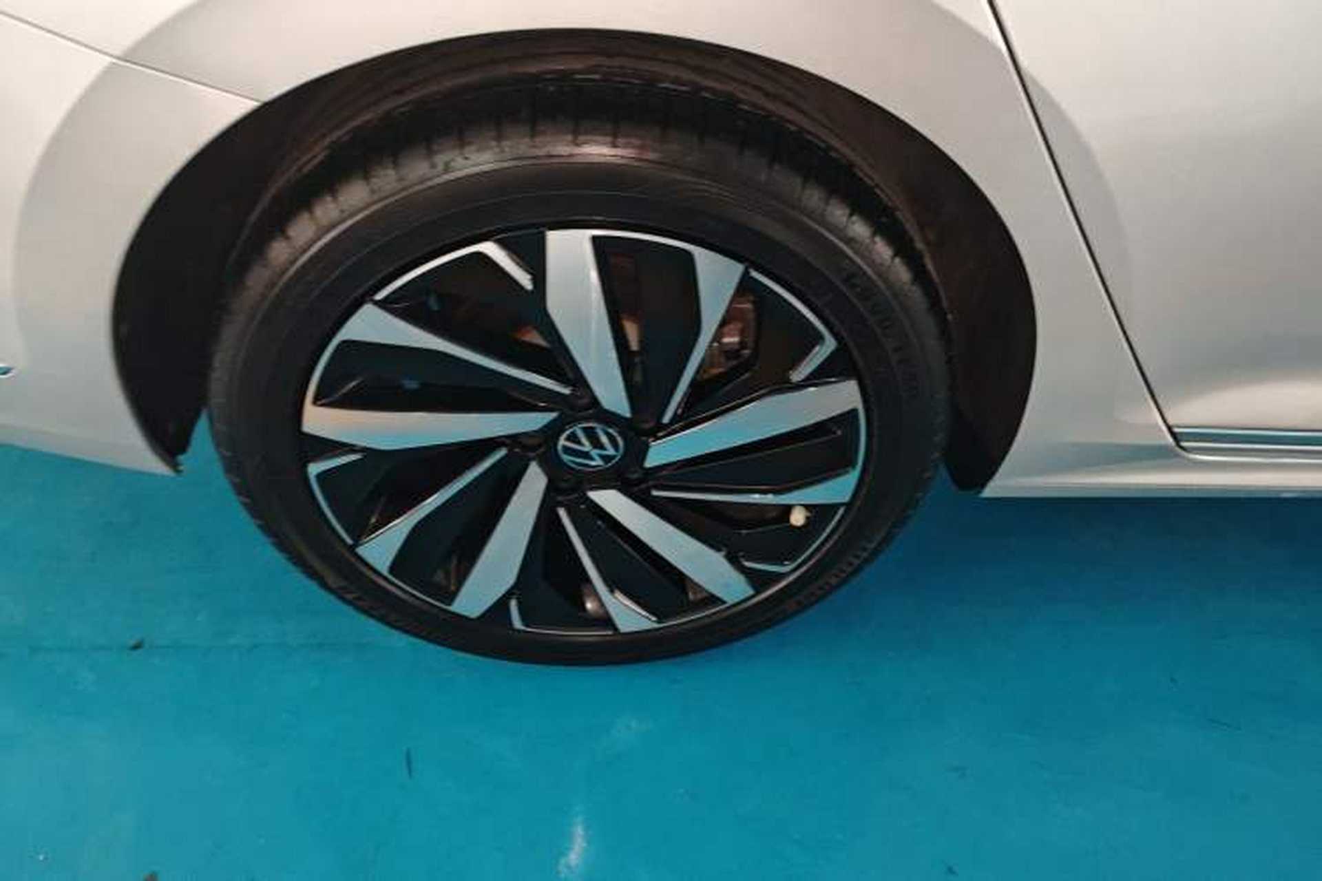 Used Volkswagen Passat 2023 330TSI Starry Elite Edition Exterior 5