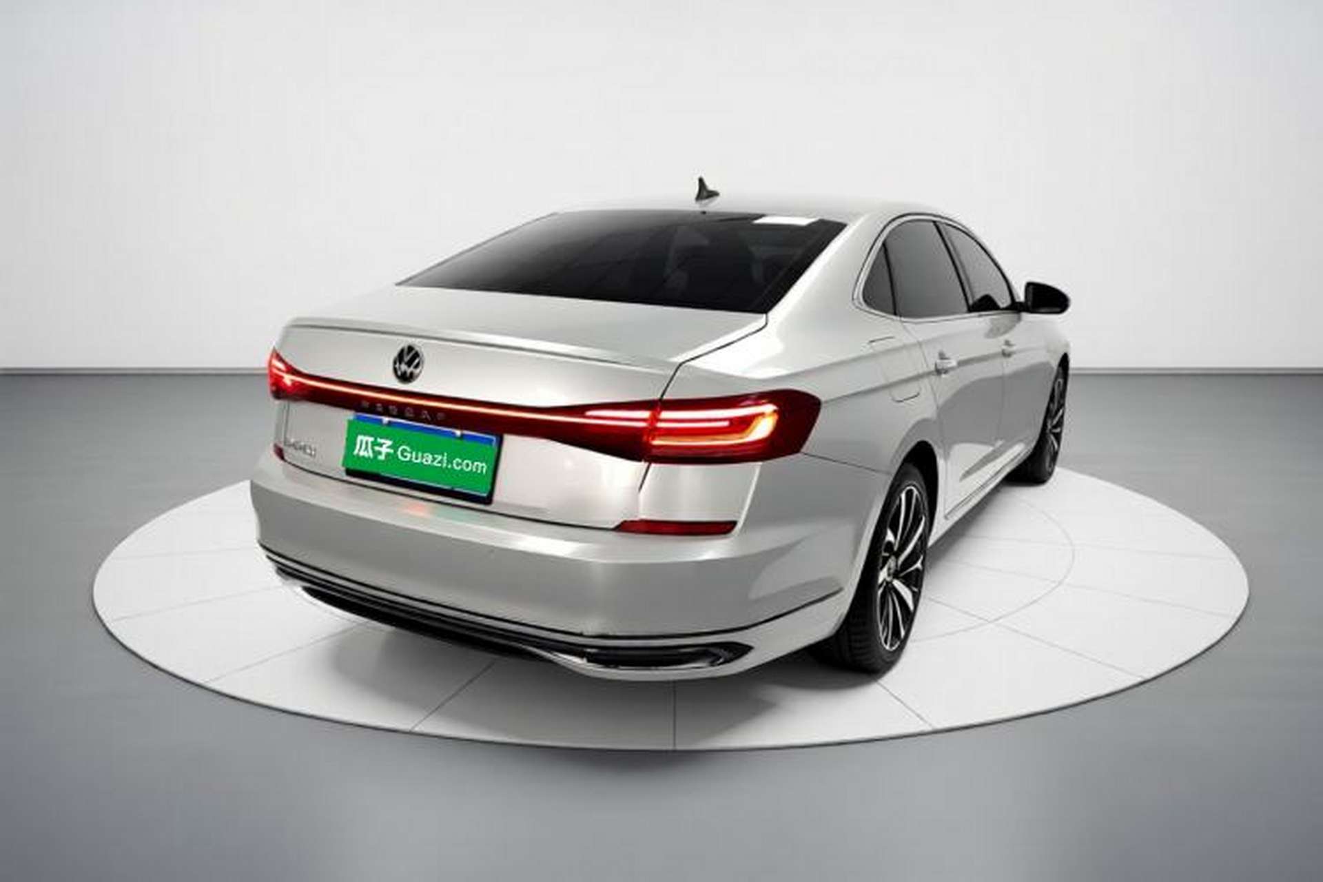 Used Volkswagen Passat 2023 330TSI Starry Elite Edition Rear Right 45 Deg