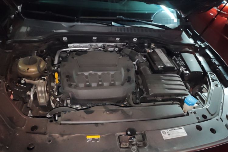 Used Volkswagen Passat 2023 Revised 330TSI Starry Elite Edition Engine Bay