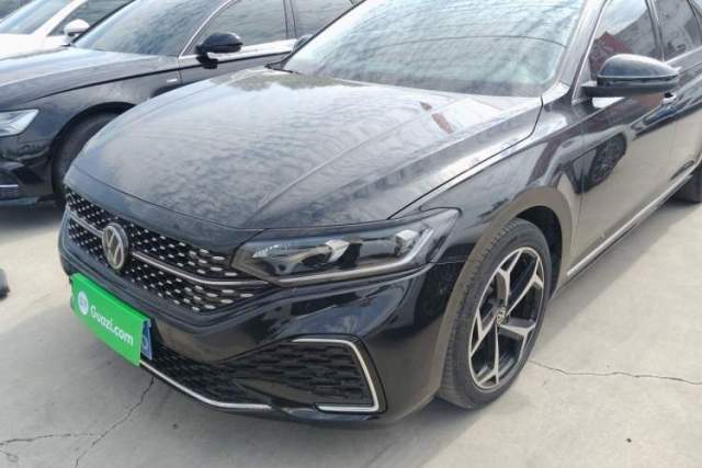 Used Volkswagen Passat 2024 380TSI Starry Dragon Edition