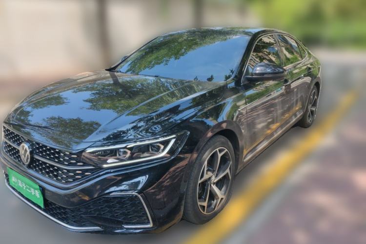 Volkswagen Passat 2024 380TSI Starry Dragon Edition usata Guazi used car, China used car export, Used car for sale, Used  cars, Cheapest cars for sale