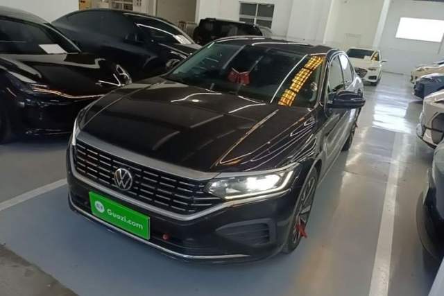 Volkswagen Passat 2024 380TSI Dragon Edition usado