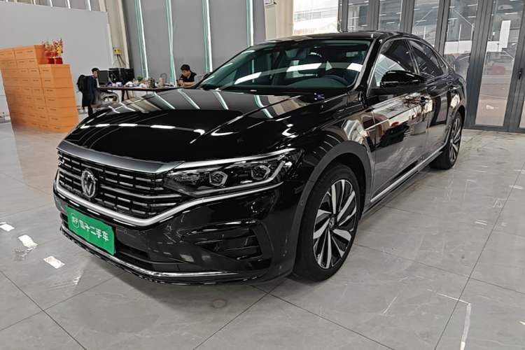 Used Volkswagen Passat 2024 380TSI Dragon Glory Edition Guazi used car, China used car export, Used car for sale, Used  cars, Cheapest cars for sale