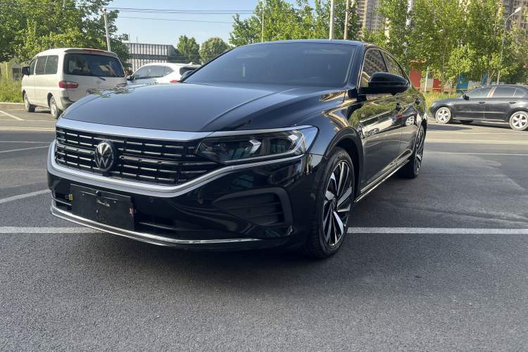 Used Volkswagen Passat 2024 380TSI Dragon Edition Guazi used car, China used car export, Used car for sale, Used cars, Cheapest cars for sale
