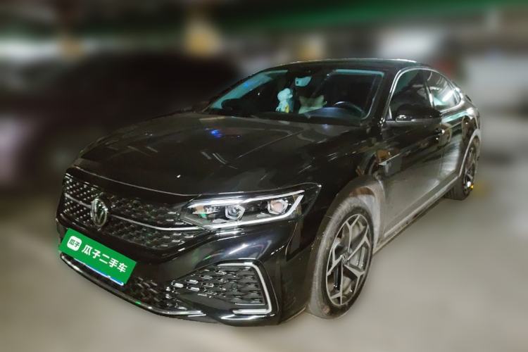 Used Volkswagen Passat 2024 380TSI Starry Dragon Edition Guazi used car, China used car export, Used car for sale, Used cars, Cheapest cars for sale