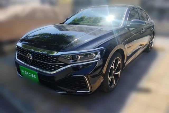 Used Volkswagen Passat 2024 380TSI Starry Dragon Edition