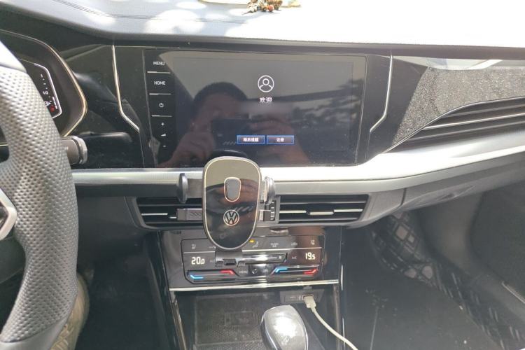 Used Volkswagen Passat 2024 380TSI Starry Dragon Edition Audio And AC Panel