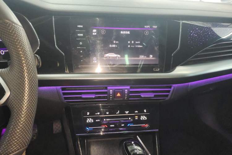 Used Volkswagen Passat 2024 330TSI Starry Elite Edition Audio And AC Panel