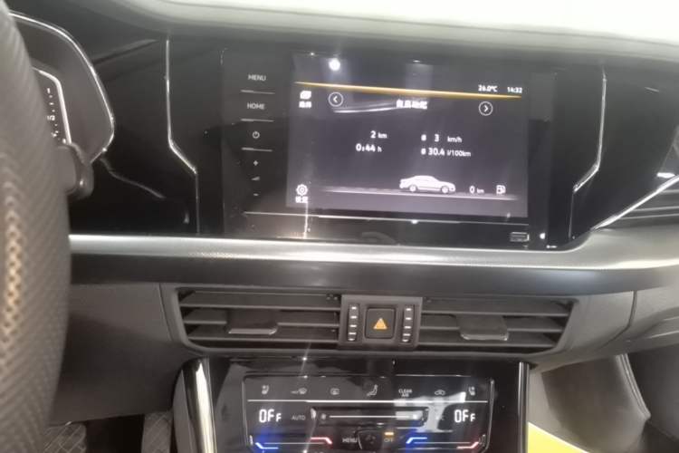 Used Volkswagen Passat 2024 380TSI Starry Dragon Edition Audio And AC Panel
