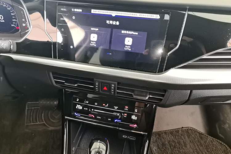 Used Volkswagen Passat 2024 380TSI Dragon Glory Edition Audio And AC Panel