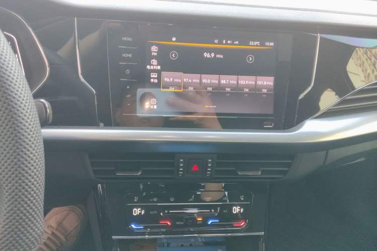 Used Volkswagen Passat 2024 380TSI Starry Dragon Edition Audio And AC Panel