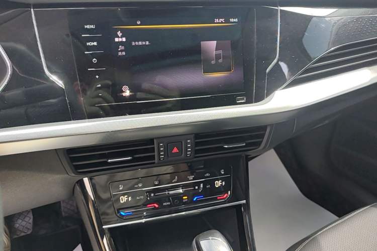 Used Volkswagen Passat 2024 380TSI Starry Dragon Edition Audio And AC Panel