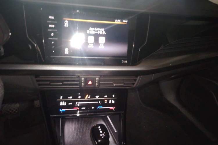 Used Volkswagen Passat 2024 280TSI Elite Edition Audio And AC Panel