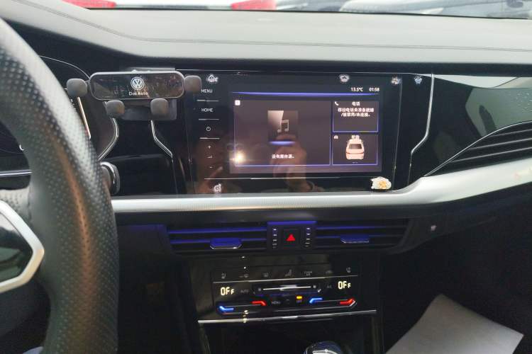 Used Volkswagen Passat 2024 380TSI Elite Edition Audio And AC Panel