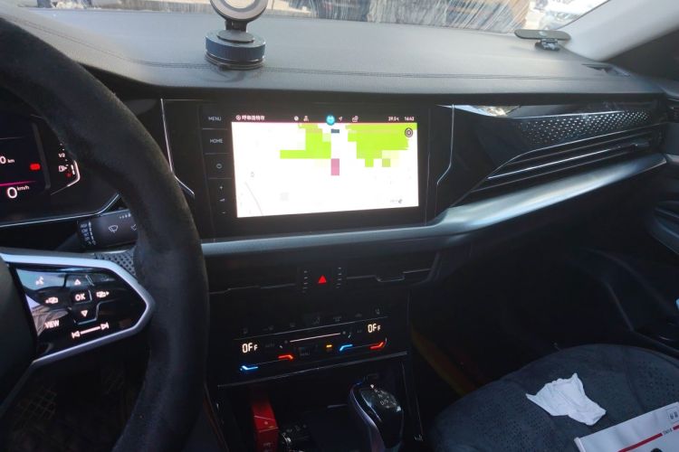 Used Volkswagen Passat 2024 380TSI Dragon Glory Edition Audio And AC Panel