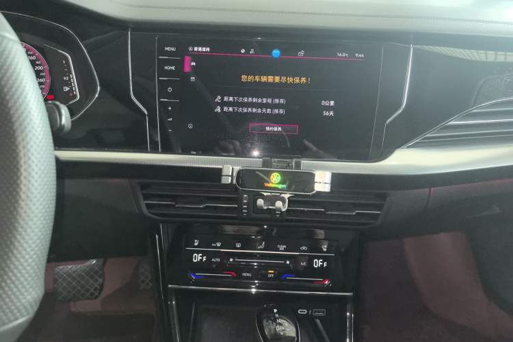 Used Volkswagen Passat 2024 380TSI Starry Luxury Edition Audio And AC Panel