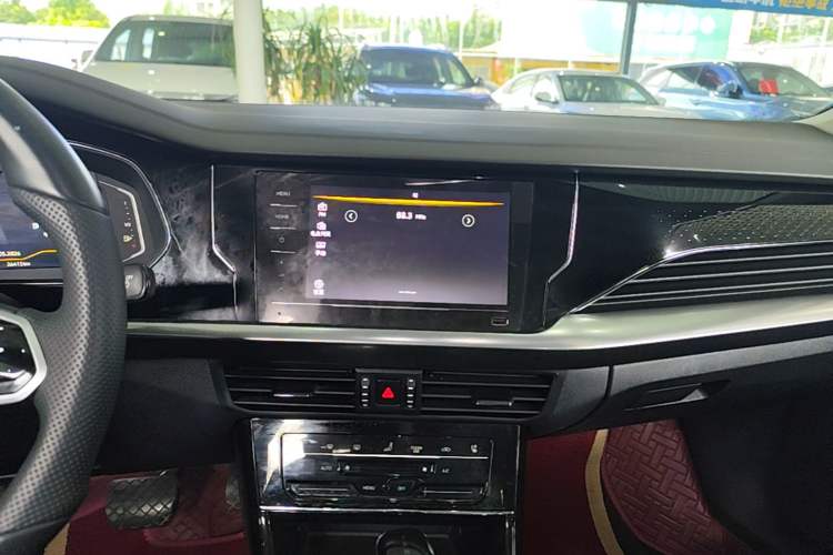 Used Volkswagen Passat 2024 380TSI Elite Edition Audio And AC Panel