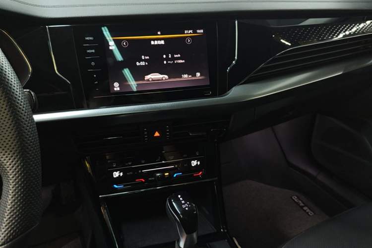 Used Volkswagen Passat 2024 380TSI Starry Elite Edition Audio And AC Panel