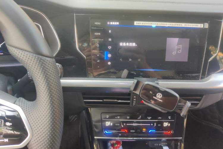 Used Volkswagen Passat 2024 380TSI Starry Luxury Edition Audio And AC Panel