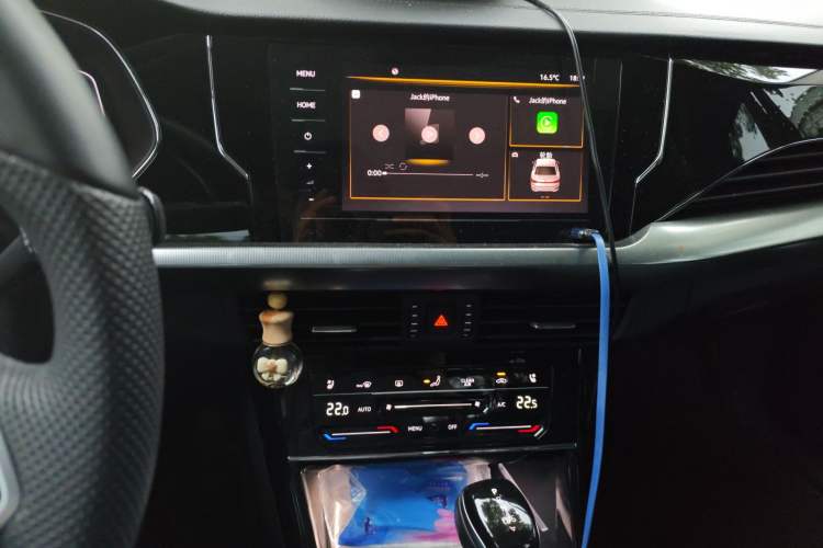 Used Volkswagen Passat 2024 380TSI Starry Dragon Edition Audio And AC Panel