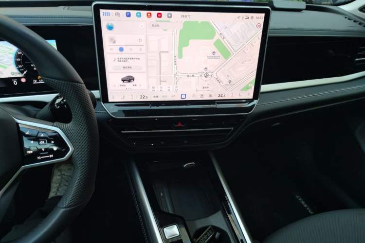 Used Volkswagen Passat 2024 380TSI Flagship Edition Audio And AC Panel