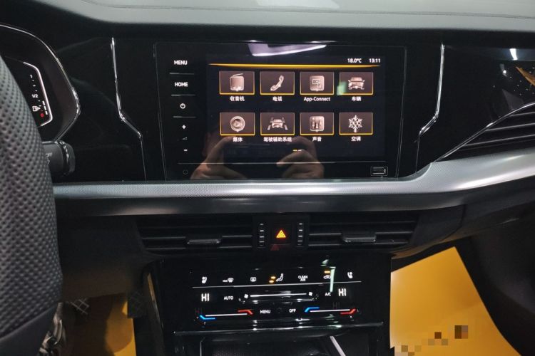 Used Volkswagen Passat 2024 330TSI Elite Edition Audio And AC Panel