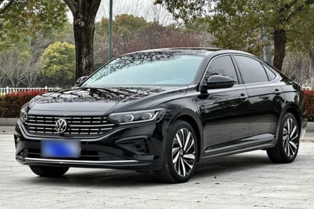 Used Volkswagen Passat 2024 380TSI Luxury Edition