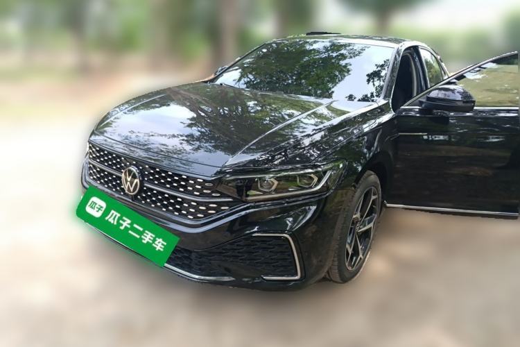 Used Volkswagen Passat 2024 380TSI Starry Dragon Edition Guazi used car, China used car export, Used car for sale, Used cars, Cheapest cars for sale