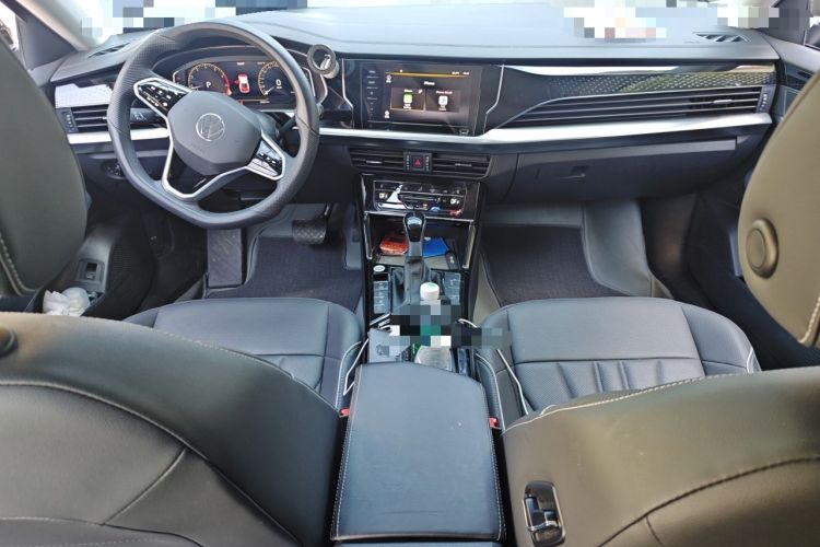 Used Volkswagen Passat 2024 330TSI Elite Edition Center Console
