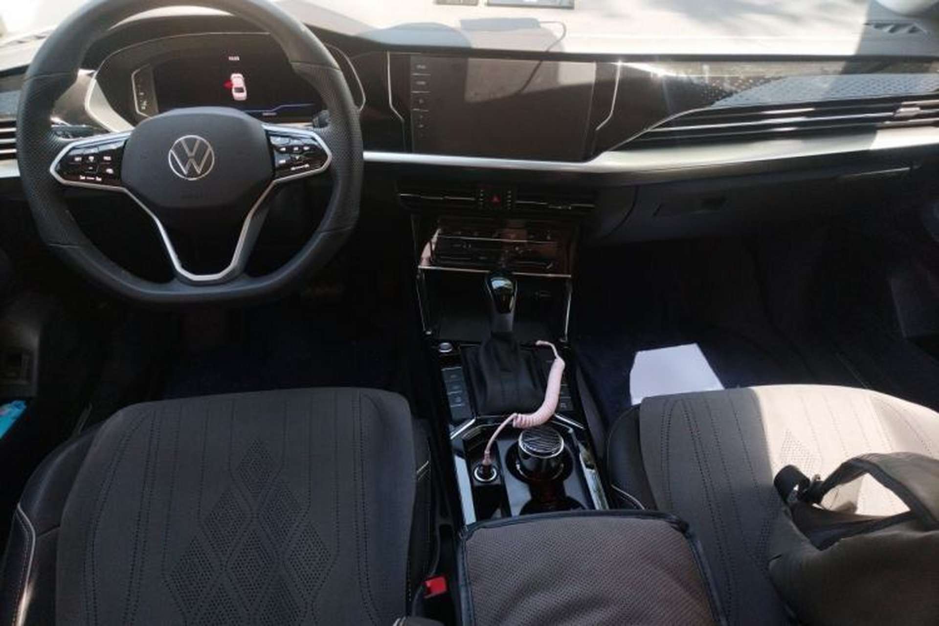 Used Volkswagen Passat 2024 380TSI Starry Dragon Edition Center Console
