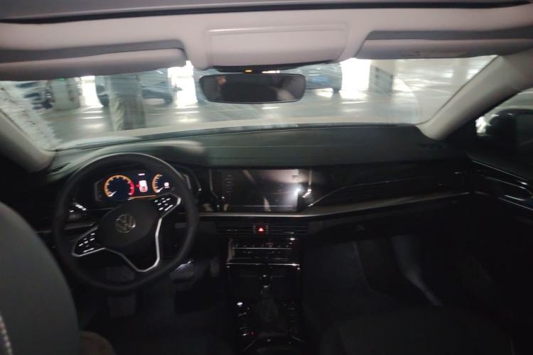 Used Volkswagen Passat 2024 280TSI Elite Edition Center Console