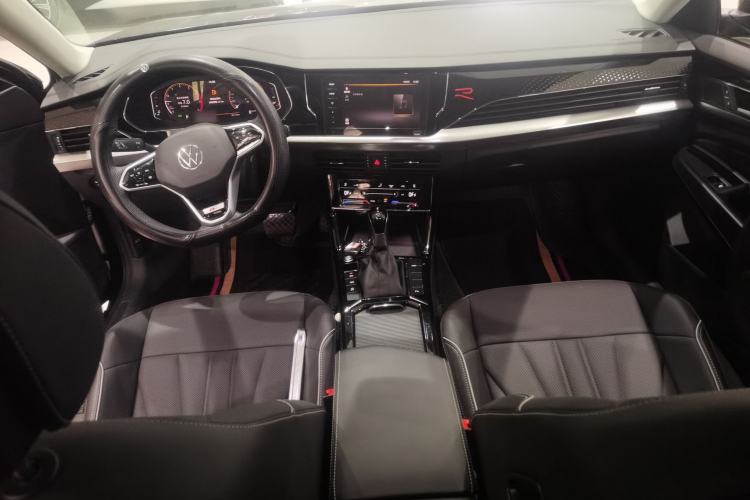 Used Volkswagen Passat 2024 380TSI Starry Elite Edition Center Console