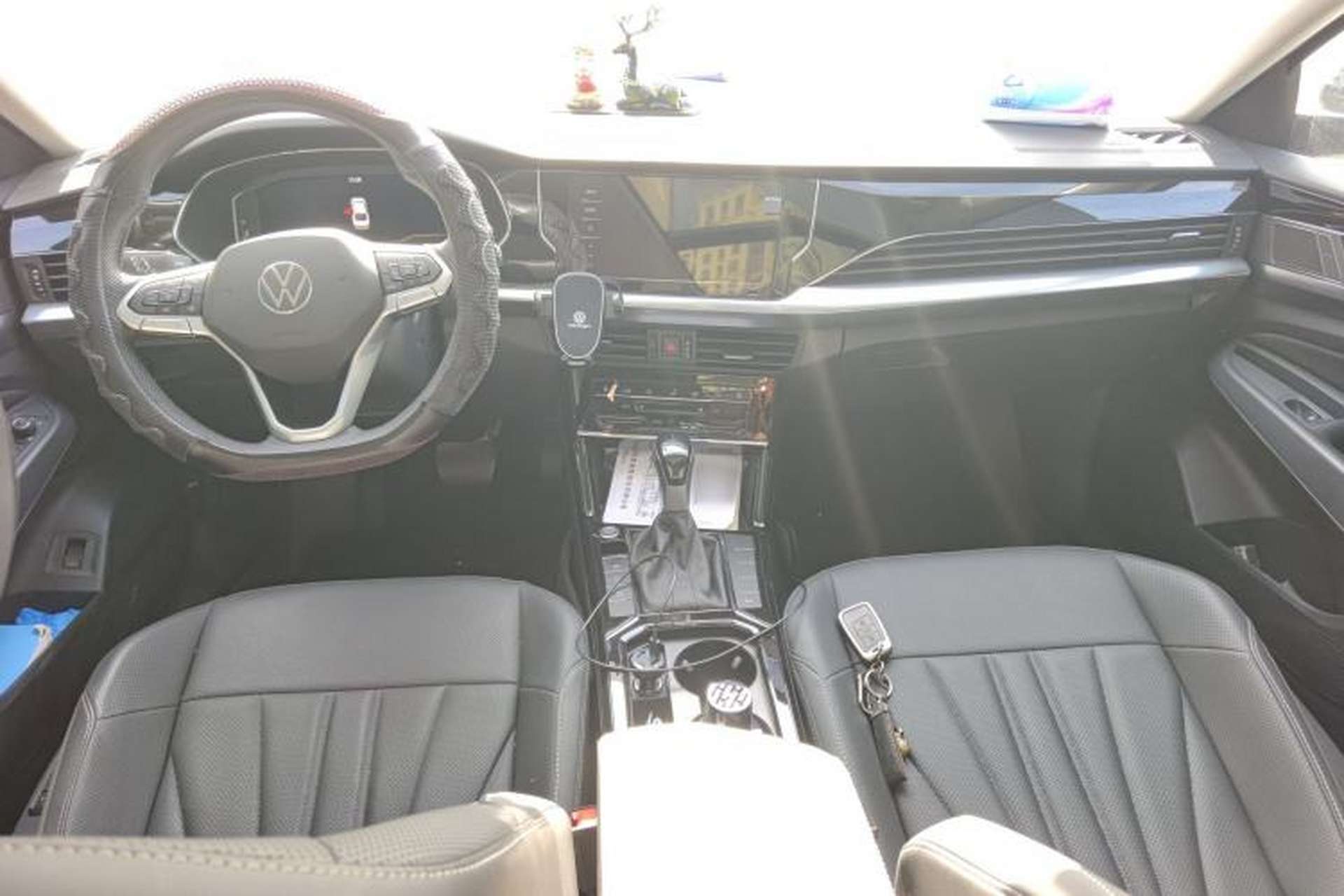 Used Volkswagen Passat 2024 380TSI Starry Dragon Edition Center Console