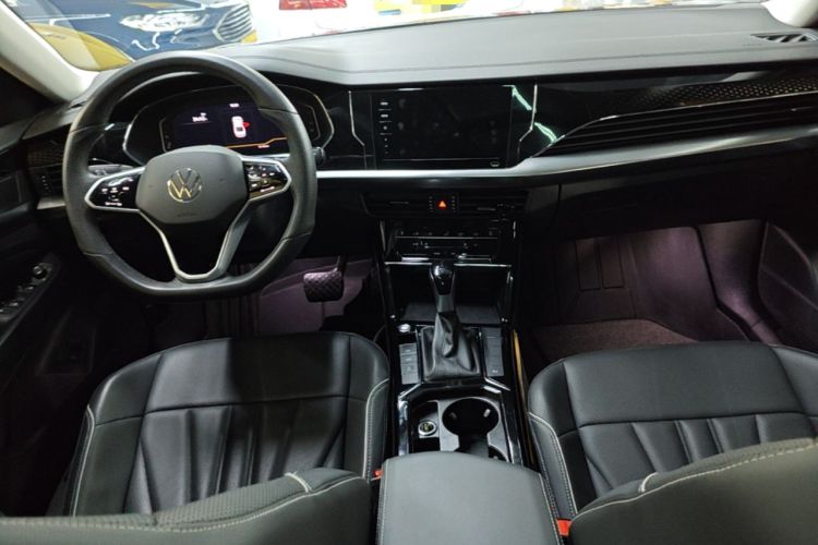 Used Volkswagen Passat 2024 380TSI Starry Elite Edition Center Console