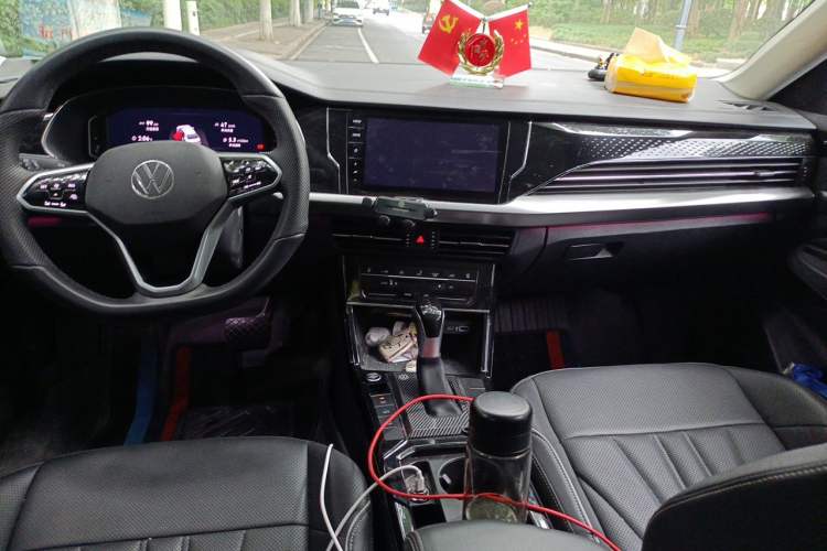 Used Volkswagen Passat 2024 380TSI Starry Dragon Edition Center Console