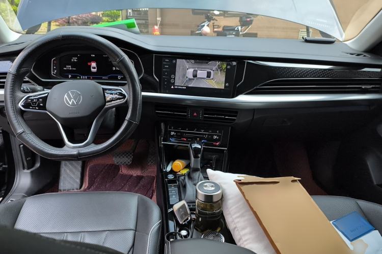 Used Volkswagen Passat 2024 380TSI Starry Luxury Edition Center Console