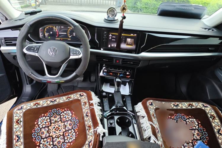Used Volkswagen Passat 2024 380TSI Starry Dragon Edition Center Console