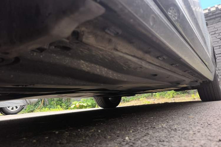Used Volkswagen Passat 2024 380TSI Luxury Edition Chassis Front Left