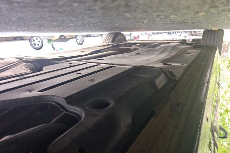 Used Volkswagen Passat 2024 380TSI Elite Edition Chassis Rear Left
