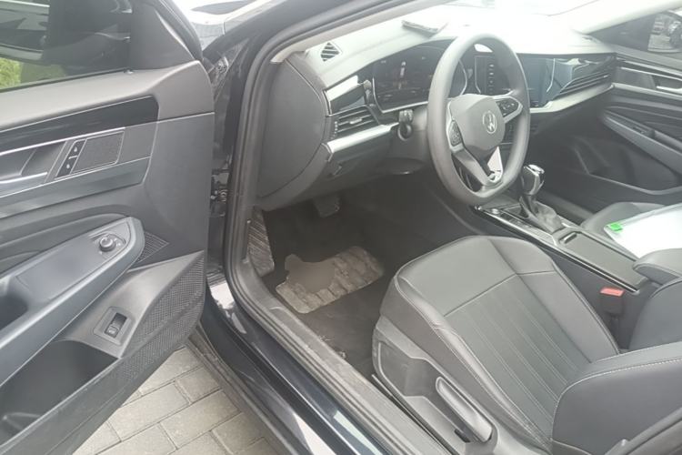Used Volkswagen Passat 2024 280TSI Business Edition Driver Seat
