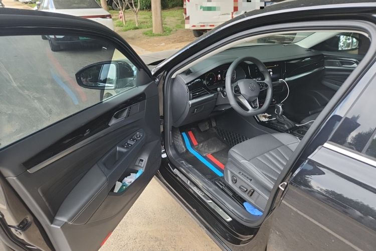Used Volkswagen Passat 2024 330TSI Elite Edition Driver Seat