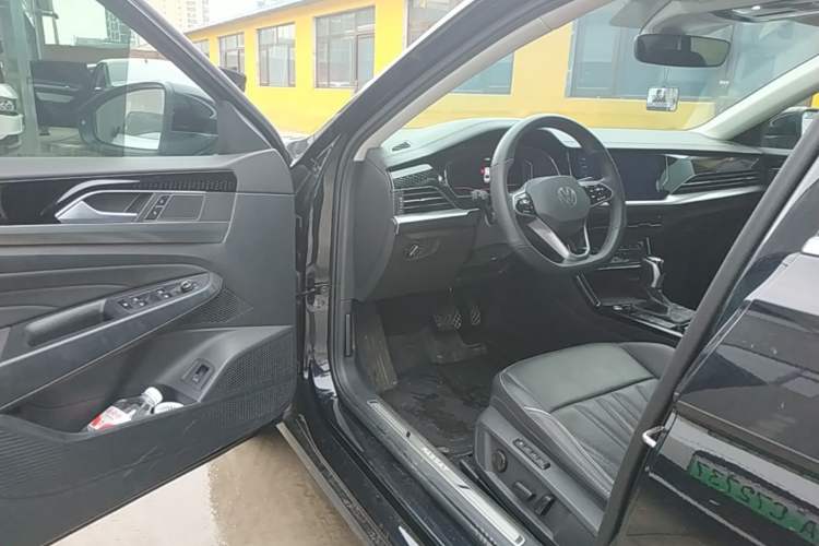 Used Volkswagen Passat 2024 380TSI Starry Luxury Edition Driver Seat