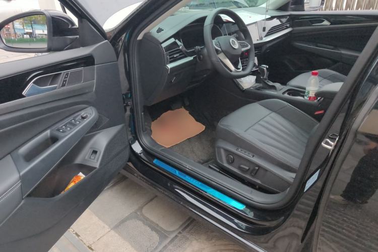 Used Volkswagen Passat 2024 380TSI Starry Dragon Edition Driver Seat
