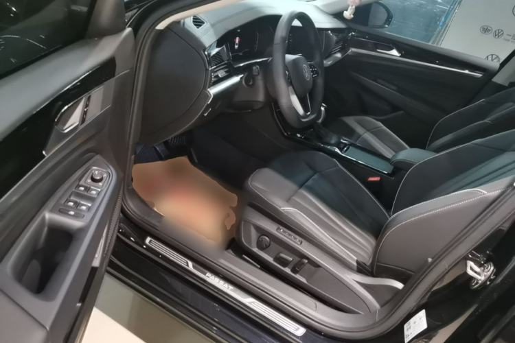 Used Volkswagen Passat 2024 330TSI Elite Edition Driver Seat