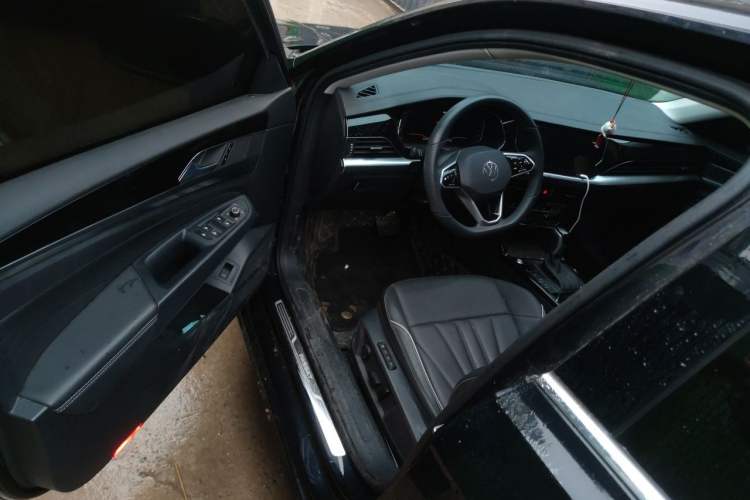 Used Volkswagen Passat 2024 330TSI Starry Elite Edition Driver Seat