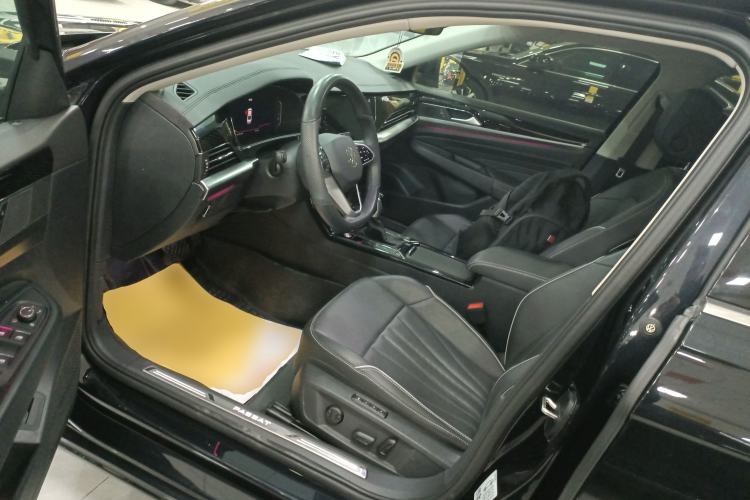 Used Volkswagen Passat 2024 380TSI Luxury Edition Driver Seat