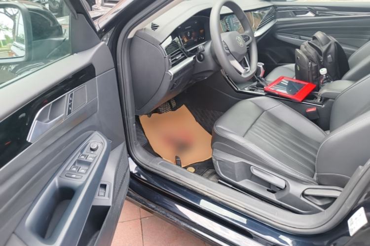 Used Volkswagen Passat 2024 280TSI Business Edition Driver Seat