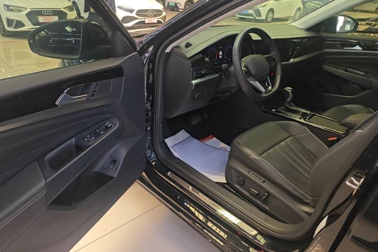 Used Volkswagen Passat 2024 330TSI Starry Elite Edition Driver Seat