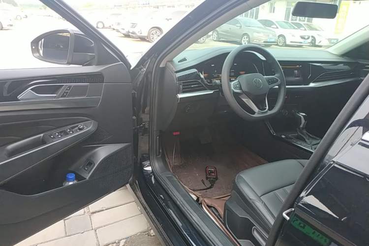 Used Volkswagen Passat 2024 280TSI Business Edition Driver Seat