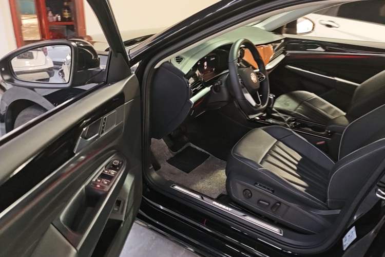 Used Volkswagen Passat 2024 380TSI Starry Luxury Edition Driver Seat